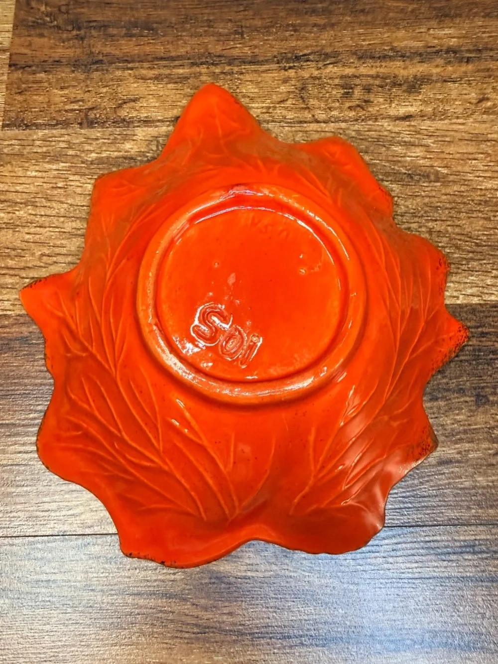 Leaf Shaped Orange with Gold Trim Bowl